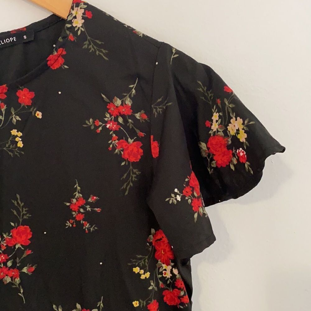 Calliope // Floral Dress - Picture 3 of 6